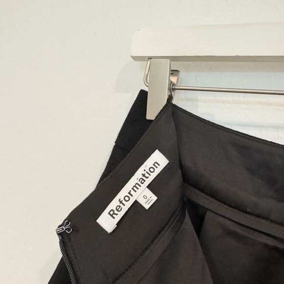 Reformation Dakota Wool Blend Flowy A-Line Mini Skirt Academia Preppy Black 0 - Picture 6 of 10